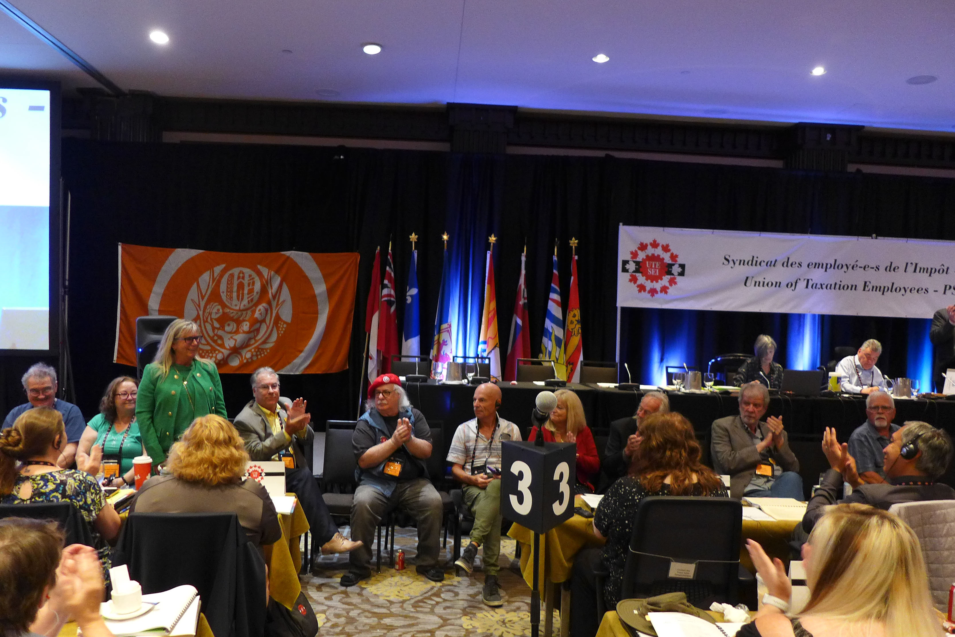 Presentation of the Life and Honorary Members