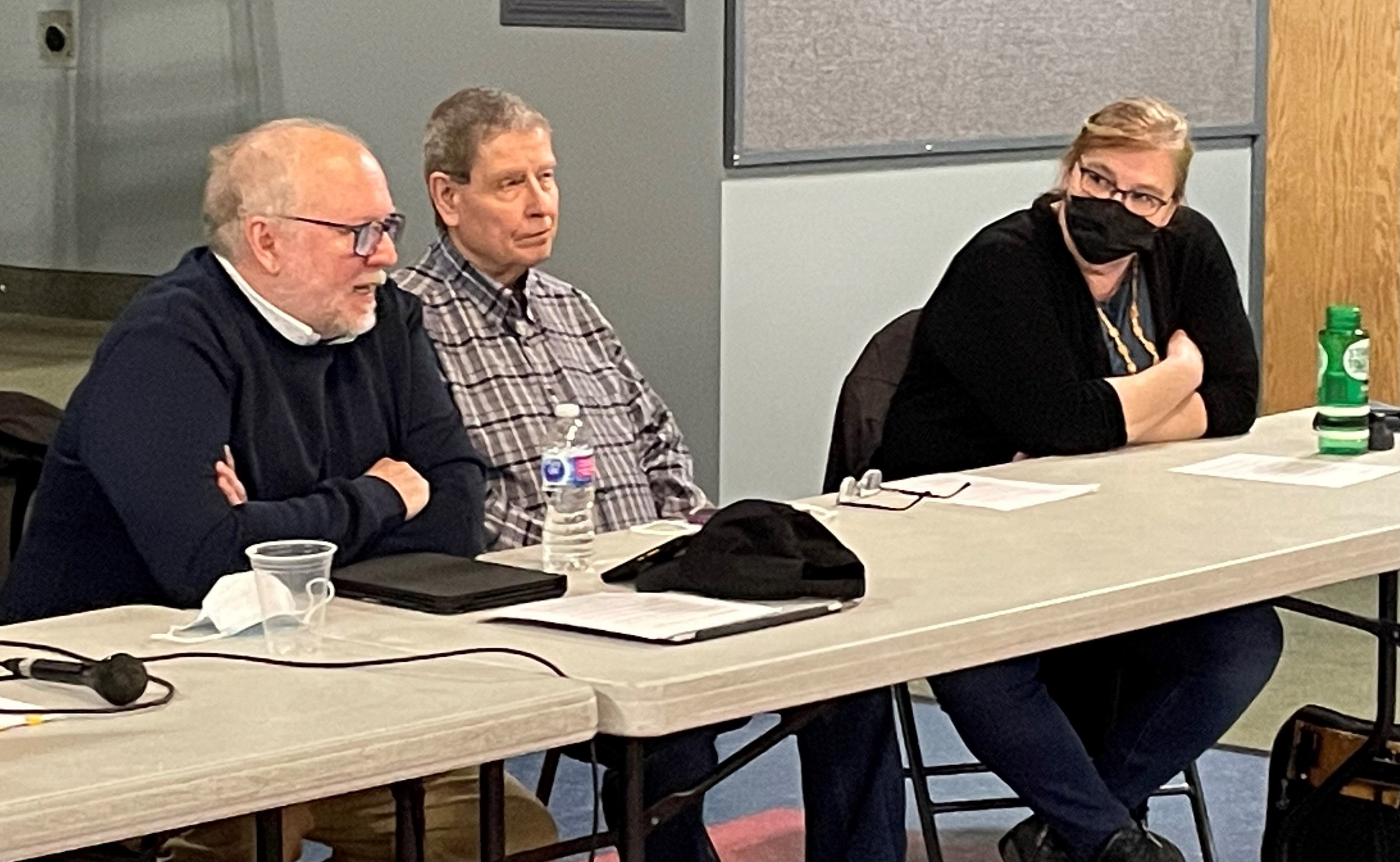 Jamie vanSydenborgh, RVP Southwestern Ontario Region and Gary Esslinger, RVP Prairie Region