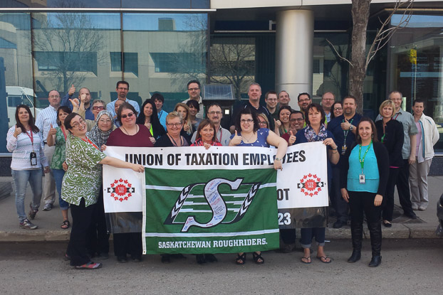 95 signatures on the flag with well wishes to the bargaining team