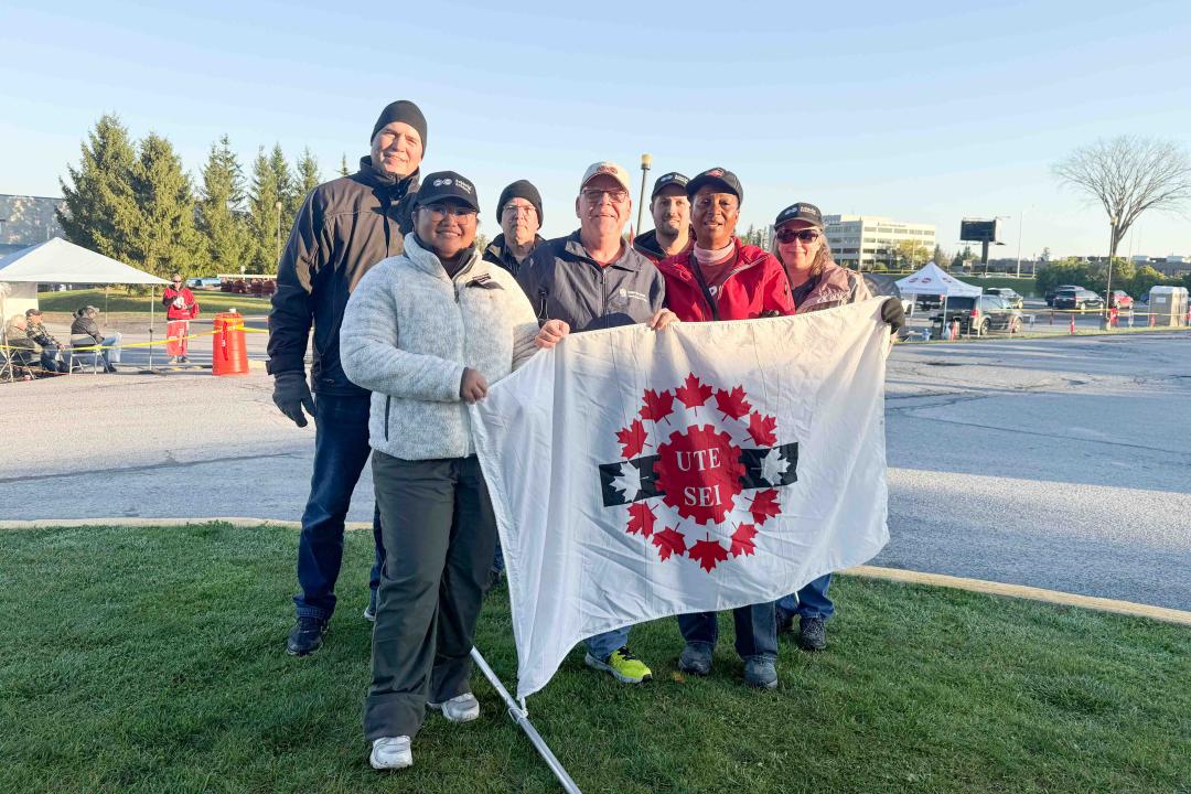 David Lanthier, VPR RCN avec les grévistes de Best Theratronics