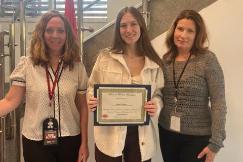 Jennifer MacPherson, Jordan Knehler and her mother Lisa Knehler